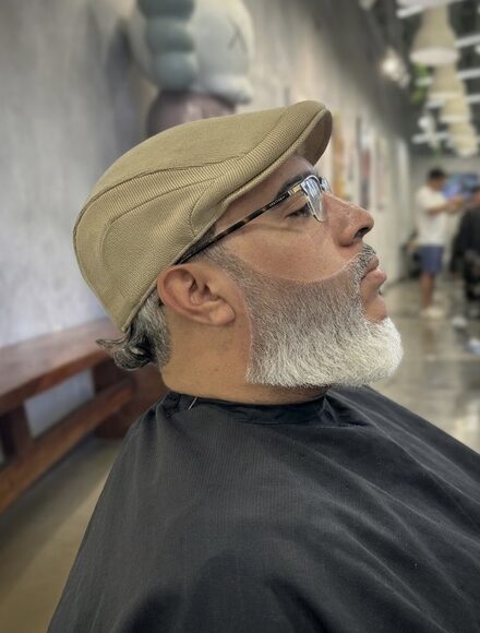 Beard and grooming in Miramar — Van Den Berg